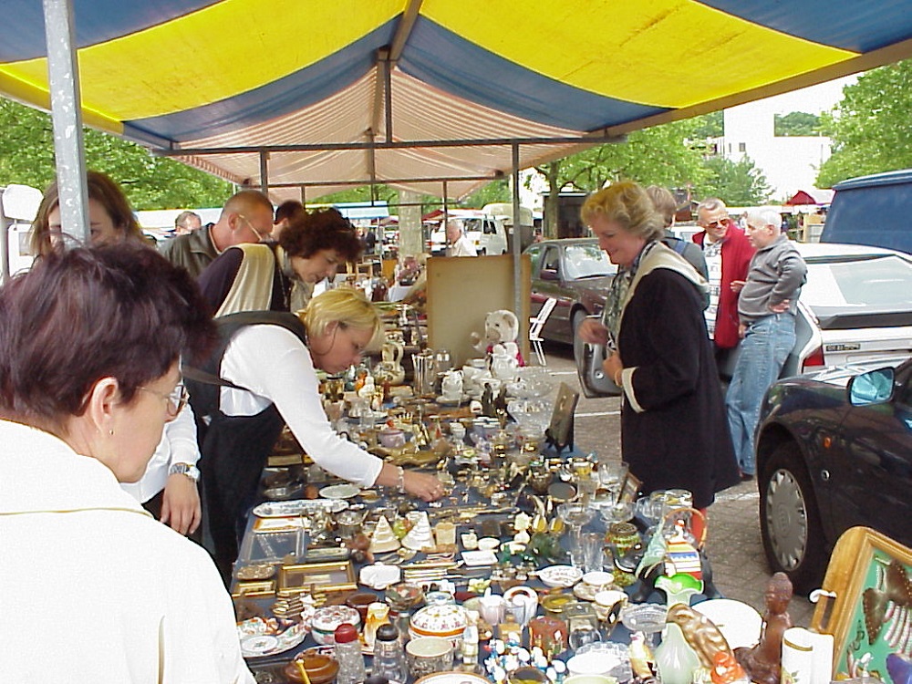 Openlucht Snuffelmarkt Veldhoven